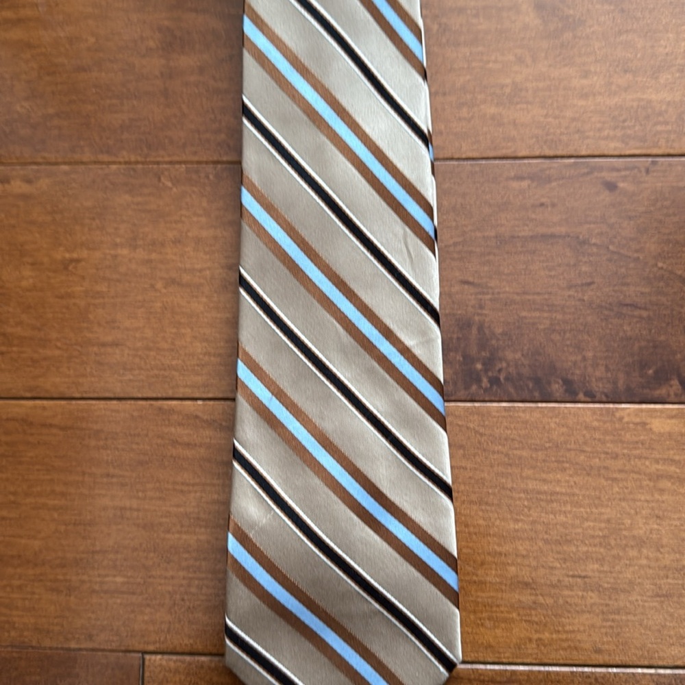 Forsyth tie - Picture 3 of 4